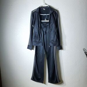 District Threads Ladies Medium Black/Grey  Jacket, Medium Pants Track Suit